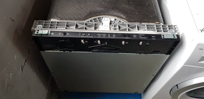 VWI-BOS-SMV90E30-R image_1 1