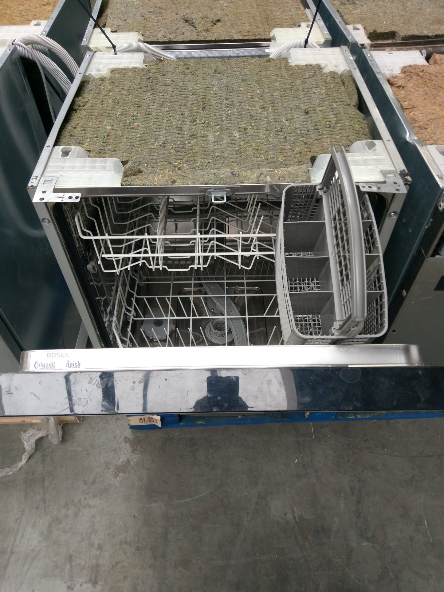 VWI-BOS-SGI55M06-R image 2